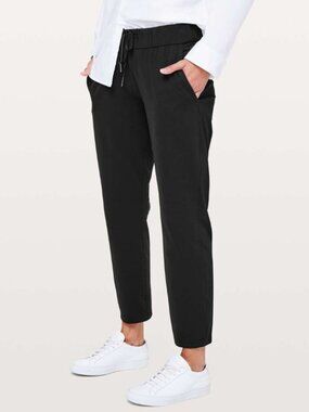 LULULEMON On The Fly Pant Luxtreme Cropped 7/8 Ankle 25” size 2